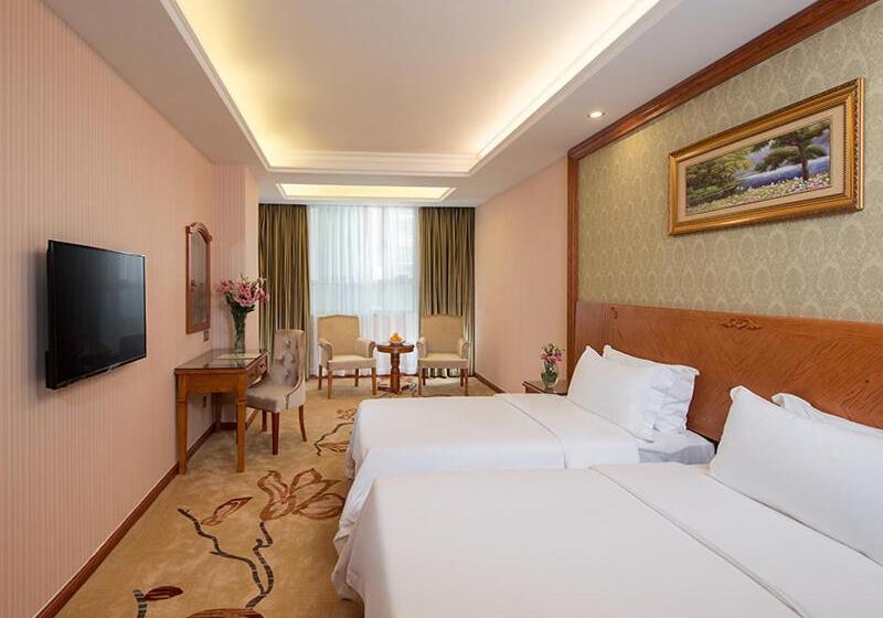 Vienna Hotel Huizhou Chenjiang Avenue