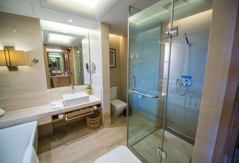 Arcadia Seaside Holiday Hotel Beidaihe