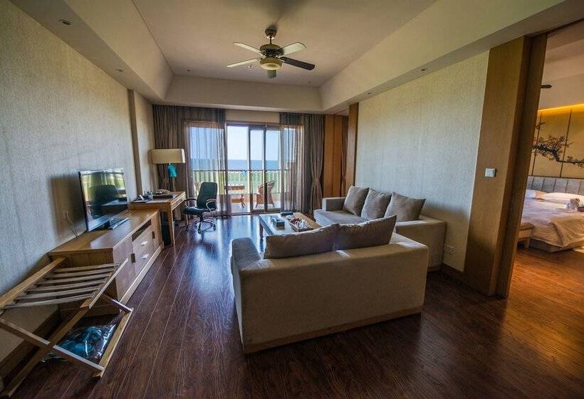 Arcadia Seaside Holiday Hotel Beidaihe