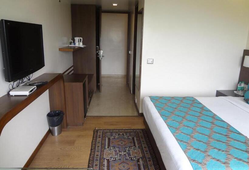 هتل The Legend Inn @nagpur