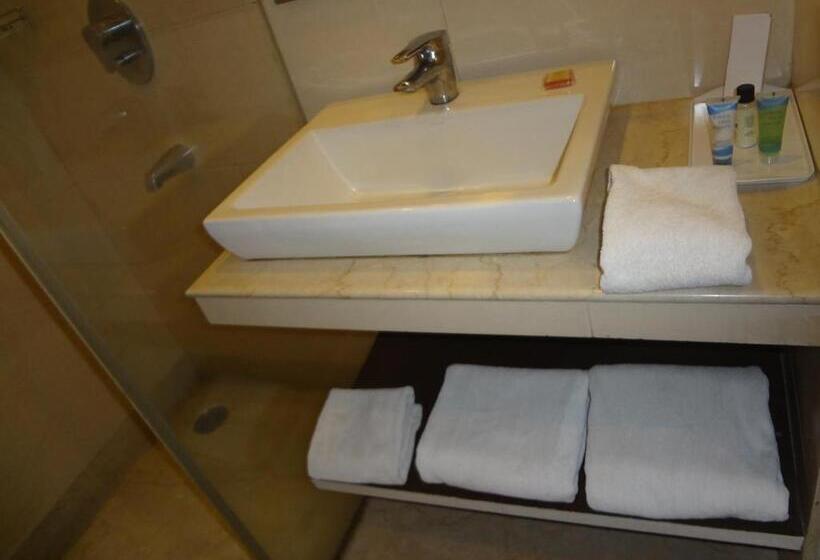 هتل The Legend Inn @nagpur