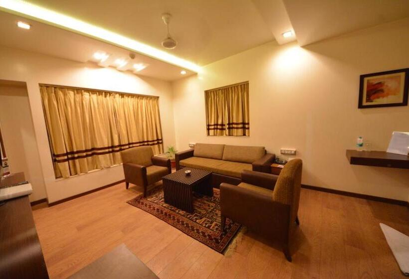 هتل The Legend Inn @nagpur