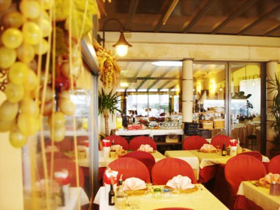 ホテル Ristorante Miralago