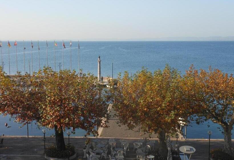 ホテル Ristorante Miralago