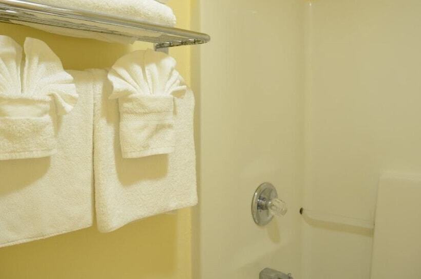 فندق St. Augustine Island Inn