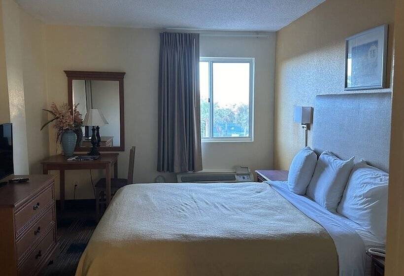 فندق St. Augustine Island Inn