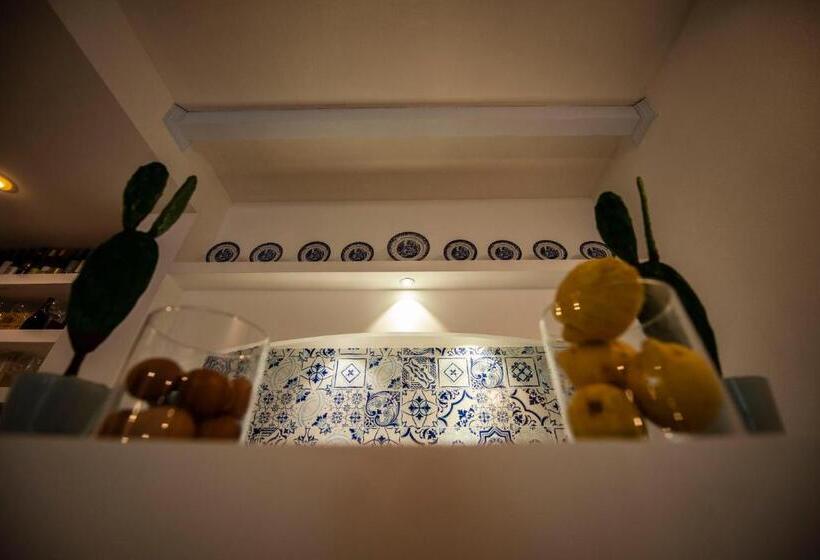 Отель Tenuta Tropeano