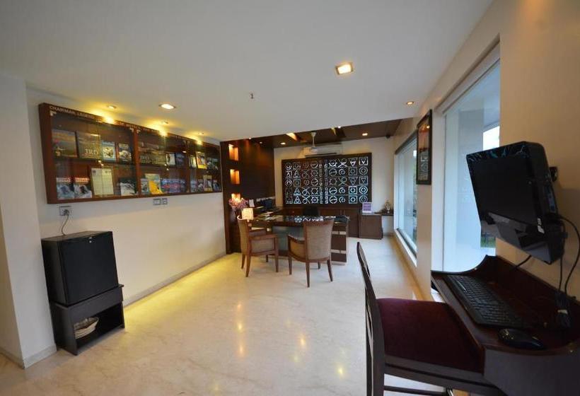 هتل The Legend Inn @nagpur