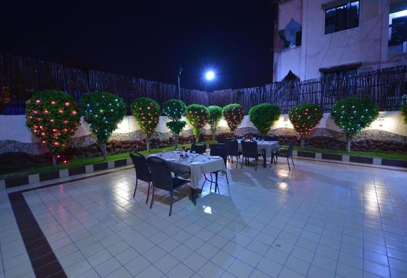 هتل The Legend Inn @nagpur