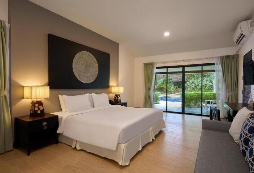 Nai Yang Beach Resort And Spa