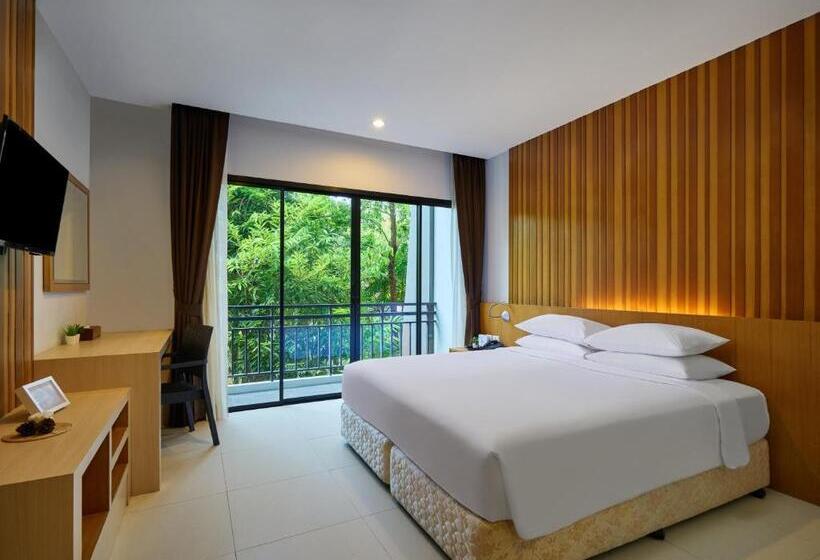 Nai Yang Beach Resort And Spa