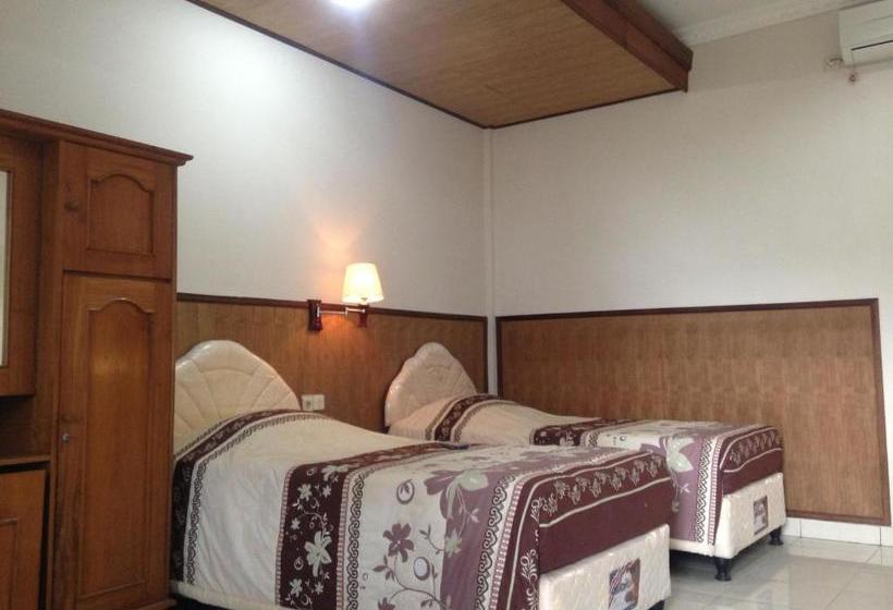 渡假胜地 Dewa Bharata Bungalows Candidasa