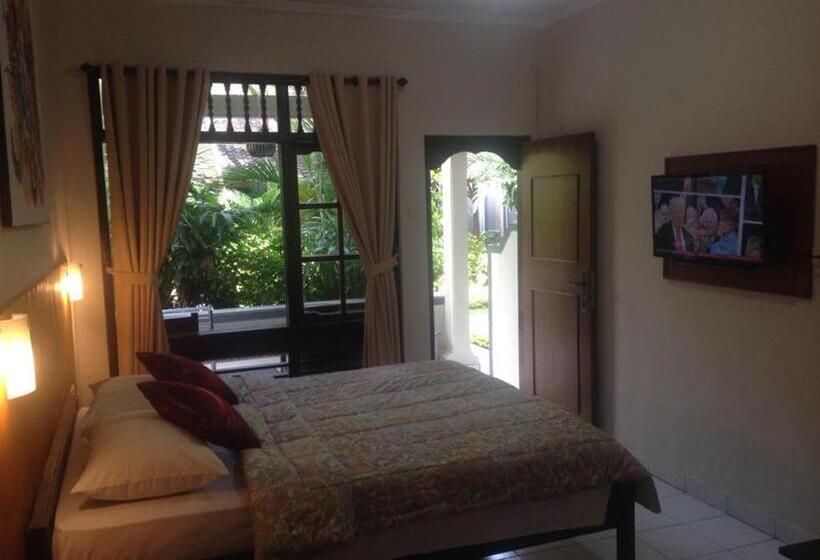 渡假胜地 Dewa Bharata Bungalows Candidasa