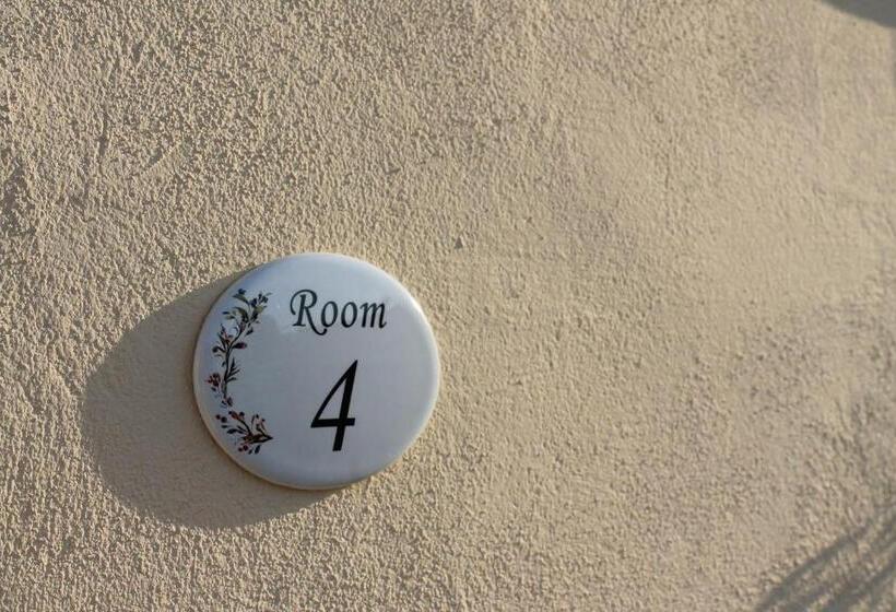 مبيت وإفطار A Casa Mia