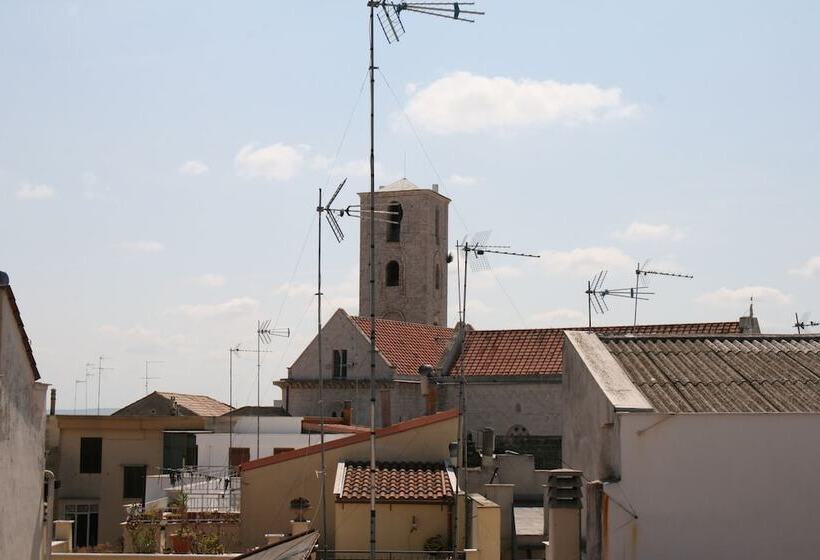 تختخواب و صبحانه A Casa Mia