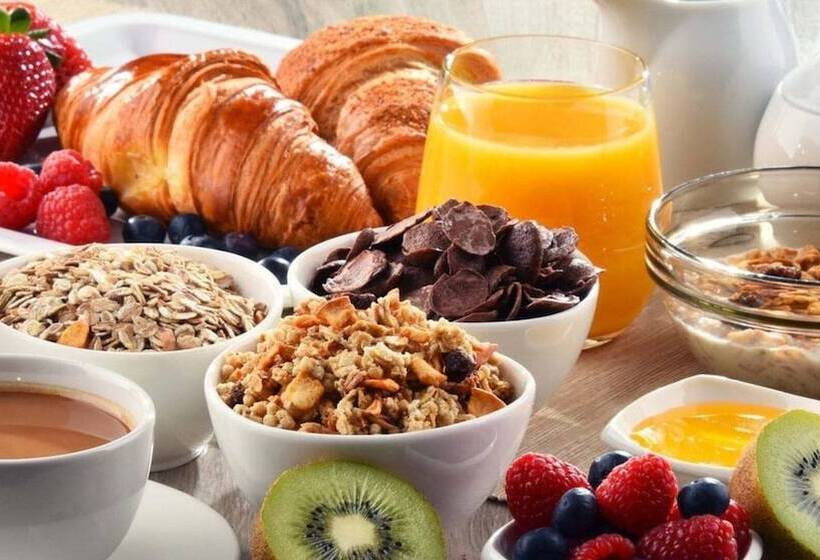 تختخواب و صبحانه A Casa Mia