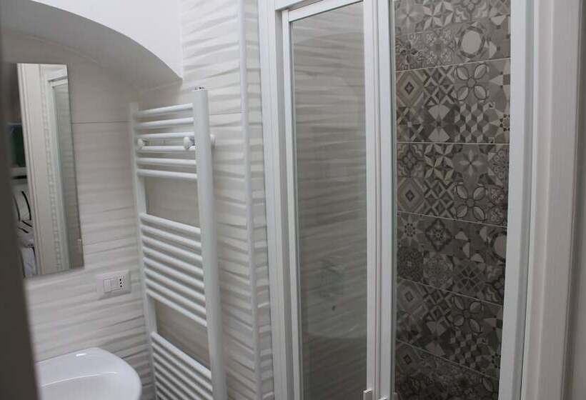 تختخواب و صبحانه A Casa Mia