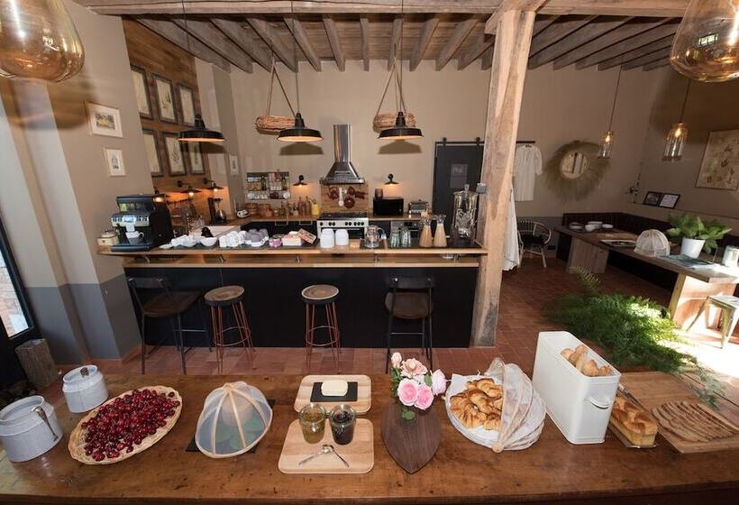 تختخواب و صبحانه La Barboire Campagne   Chambres