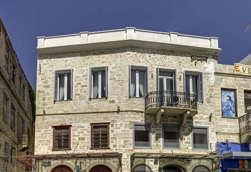 هتل 1844 Suites Syros