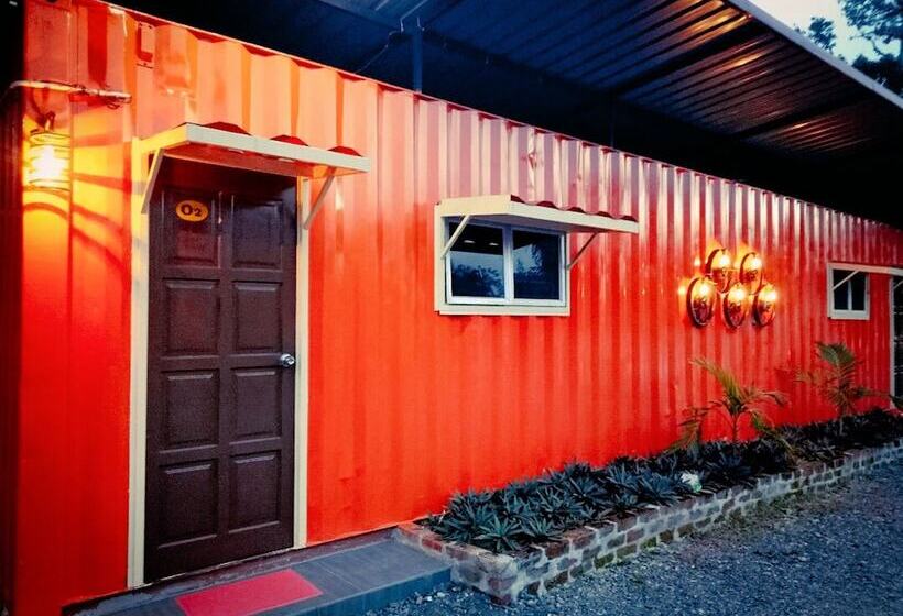 هتل 5 Stone Cabin Chalet