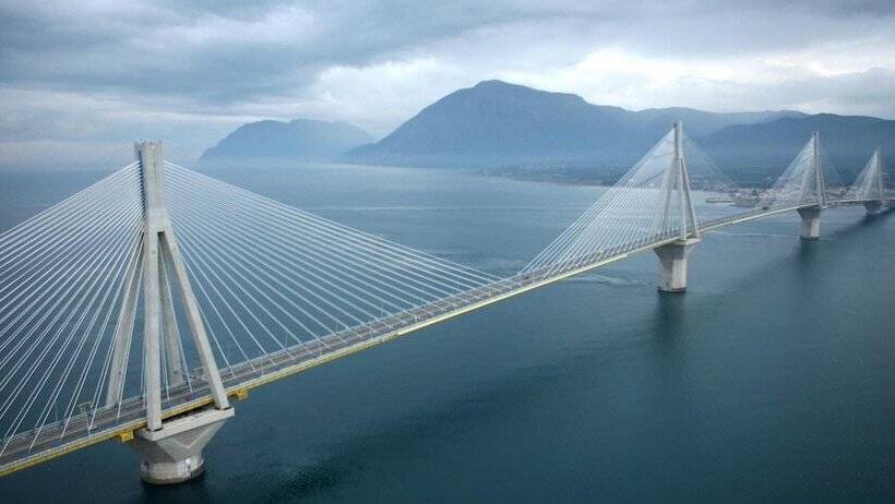 בית מלון כפרי Antirrio