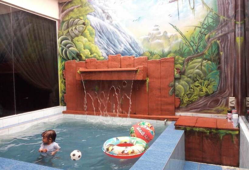 هتل Arrayyan Guesthouse & Homestay