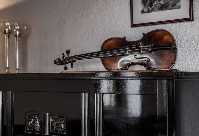 בית מלון כפרי Arxontiko Mytilineou   Skretaion