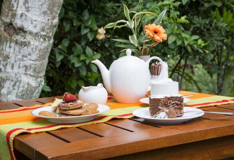 호텔 Athulya Villas