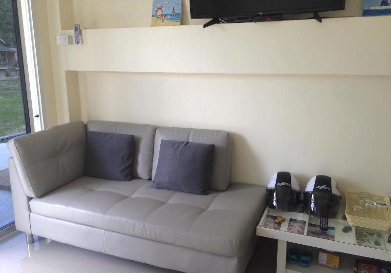 Отель Baan Kalaya Garden