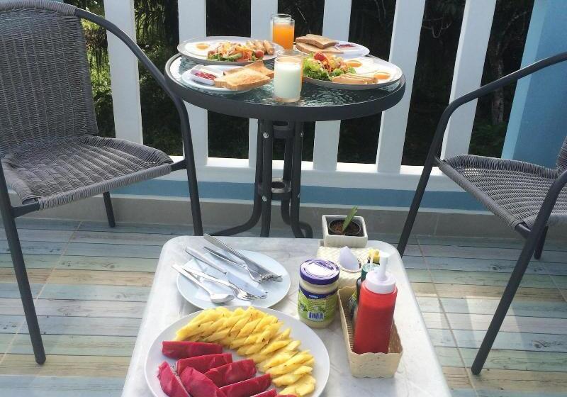 Отель Baan Kalaya Garden