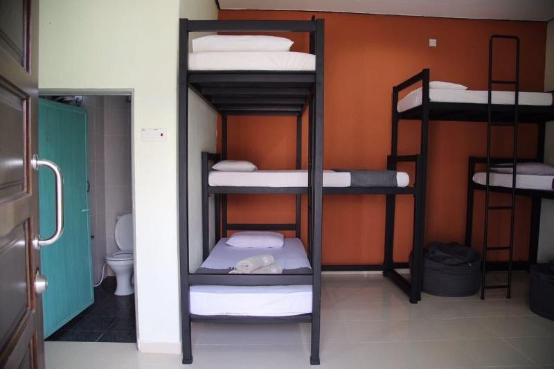 Отель Belukar Lodges