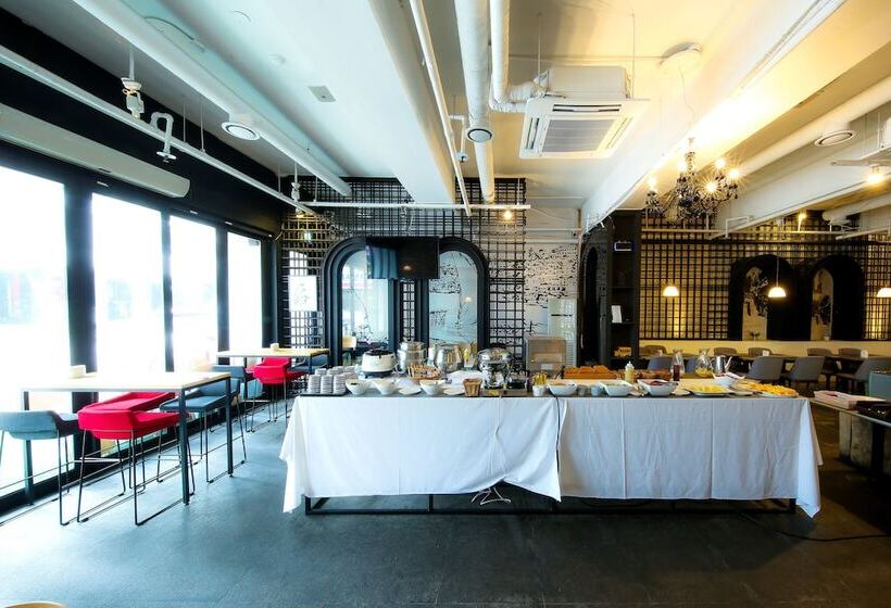 בית מלון כפרי Bolton