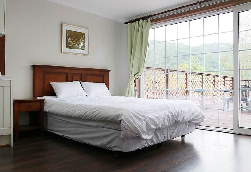 فندق Club Castle