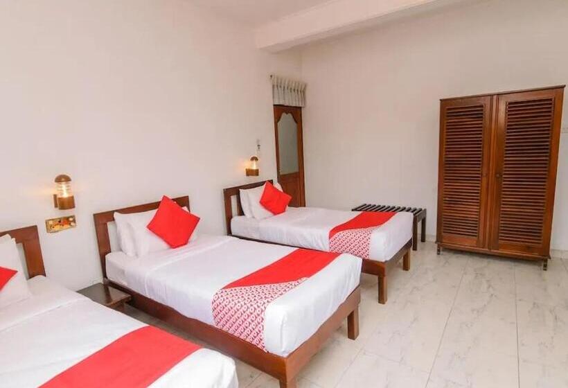 호텔 Grand Kandy Villa