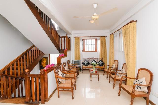 호텔 Grand Kandy Villa