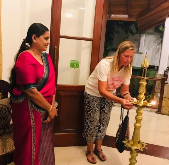 호텔 Grand Kandy Villa