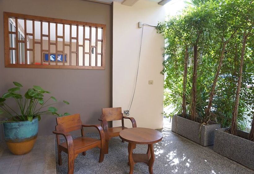 Отель Green House Phuket