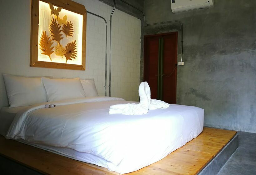 فندق Hink Poshtel Phangnga