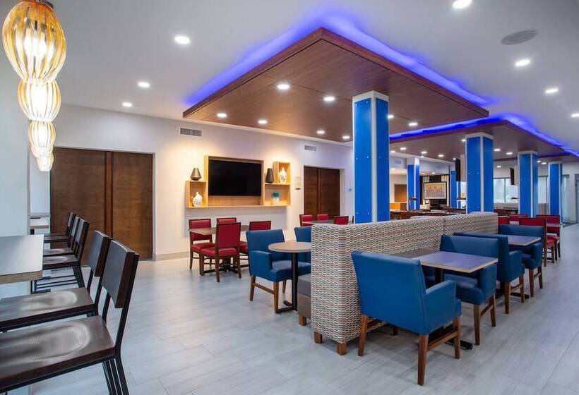 فندق Holiday Inn Express & Suites   Deland South, An Ihg