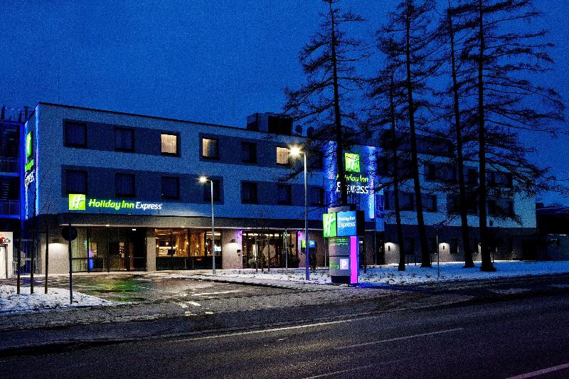 Hotel Holiday Inn Express Munich   Olympiapark, An Ihg