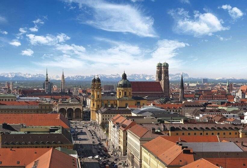 Hotel Holiday Inn Express Munich   Olympiapark, An Ihg