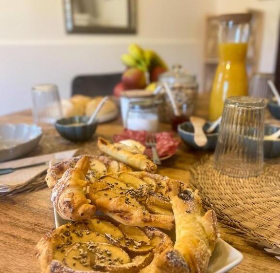 Отель Is Scabas Guestrooms