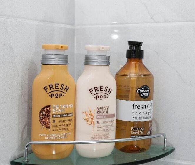 בית מלון כפרי Jeju Aria Pension