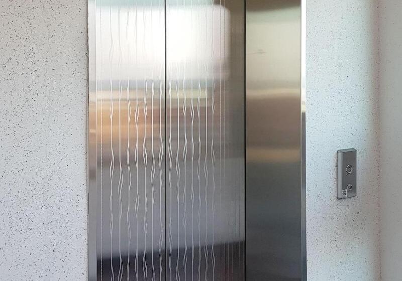 בית מלון כפרי Jeju Aria Pension