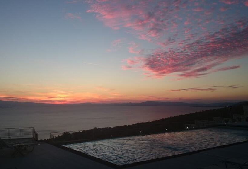 호텔 Karavia Lux Inn