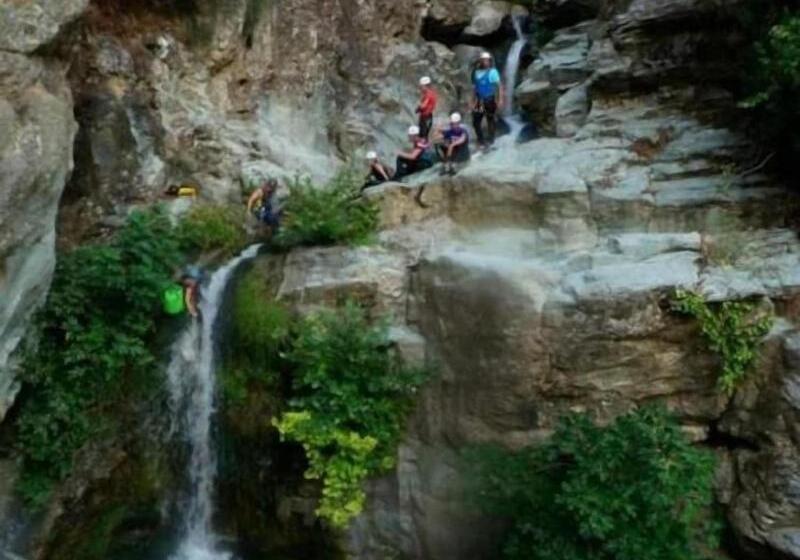 호텔 Karavia Lux Inn