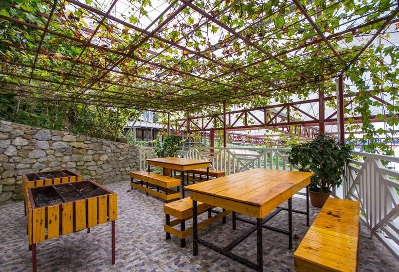 فندق Kea Garden Guest House