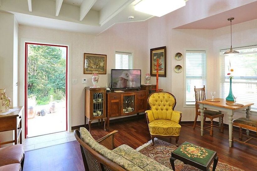 בית מלון כפרי Kismet Cottage