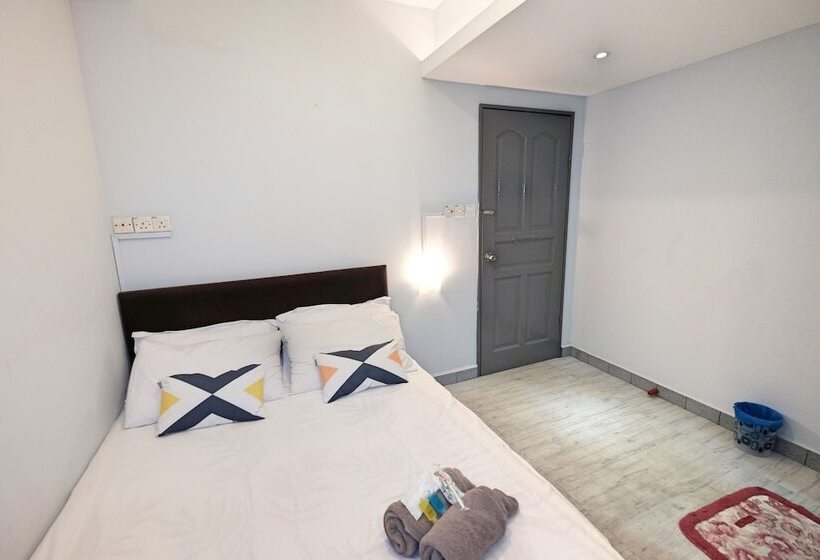 Hotel Kk Room At Kota Kinabalu City Center