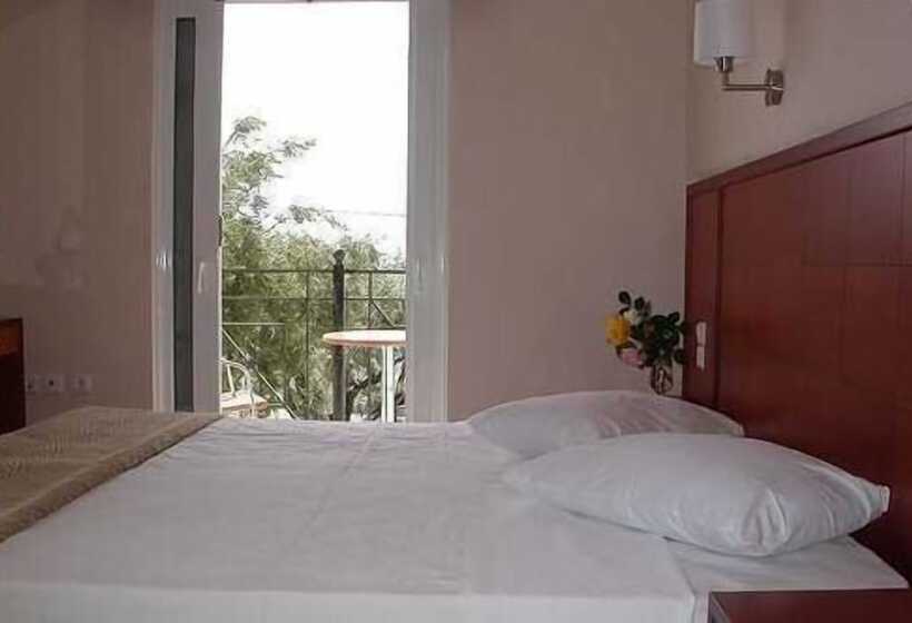 هتل Lihas Studios